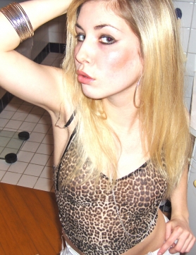 Non nude sexy blonde - #5