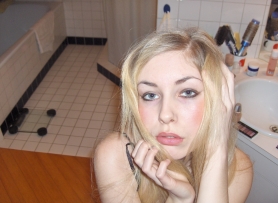 Non nude sexy blonde - #7