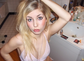 Non nude sexy blonde - #10