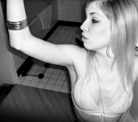 Non nude sexy blonde - #18