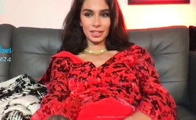 Horny And Hot T-babe Flowerava On Webcam 5