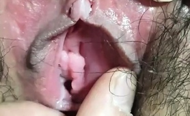 Amateur Korean Cutie With Tight Hairy Pussy Gives Blowjob